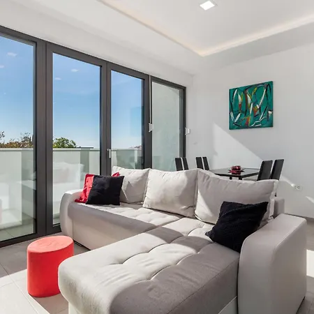 Albi-2 By Interhome Apartament Kostrena